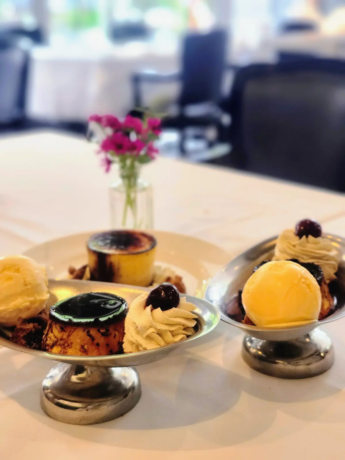 横浜ランチ、日本大通り、レストランアルティザン、ビストロ、フレンチ、40代ファッション、プリン、プリンアラモード、ステックフリット、初夏、