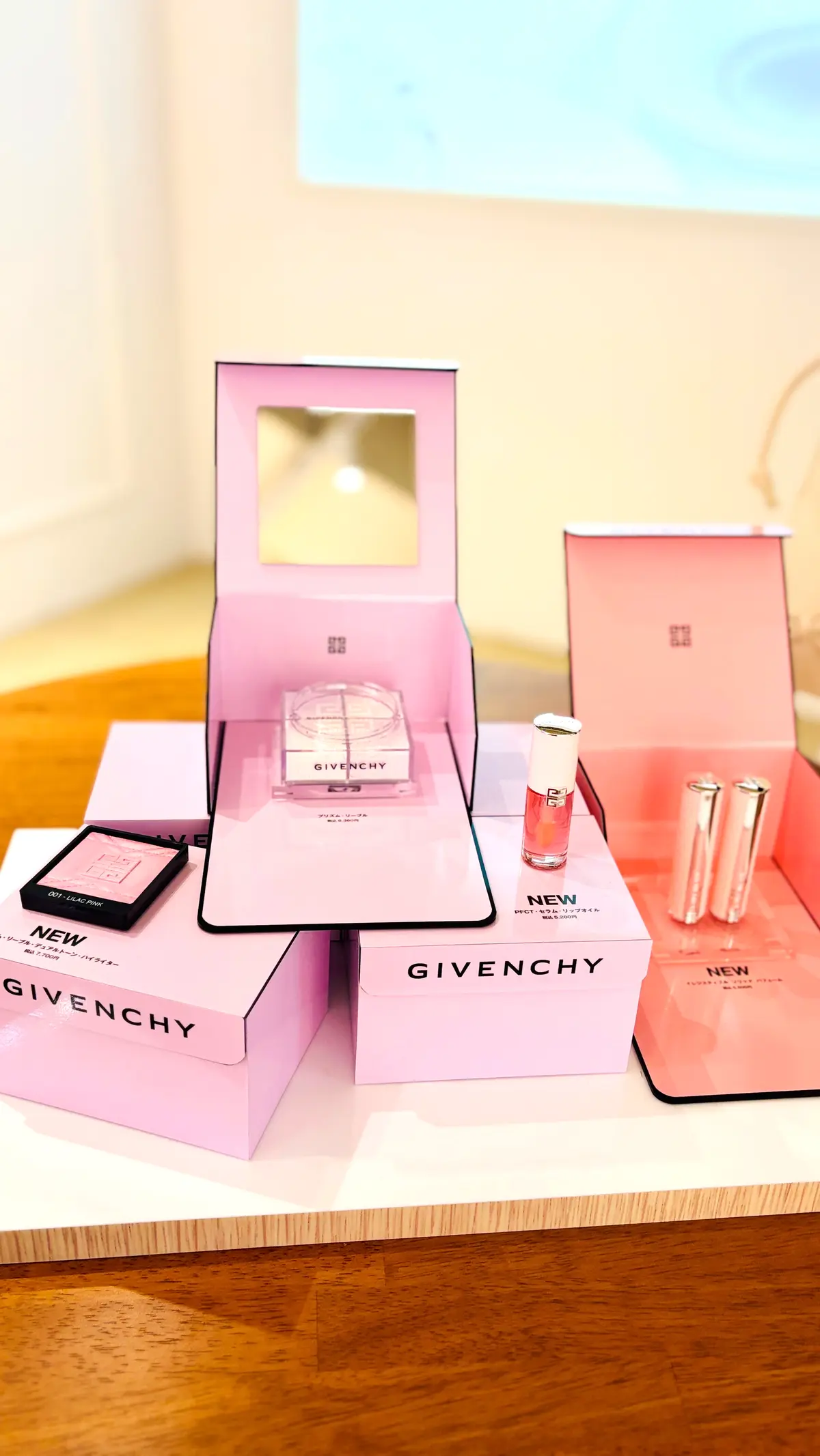 【大人コスメ】ジバンシィピンクに染まる週の画像_4