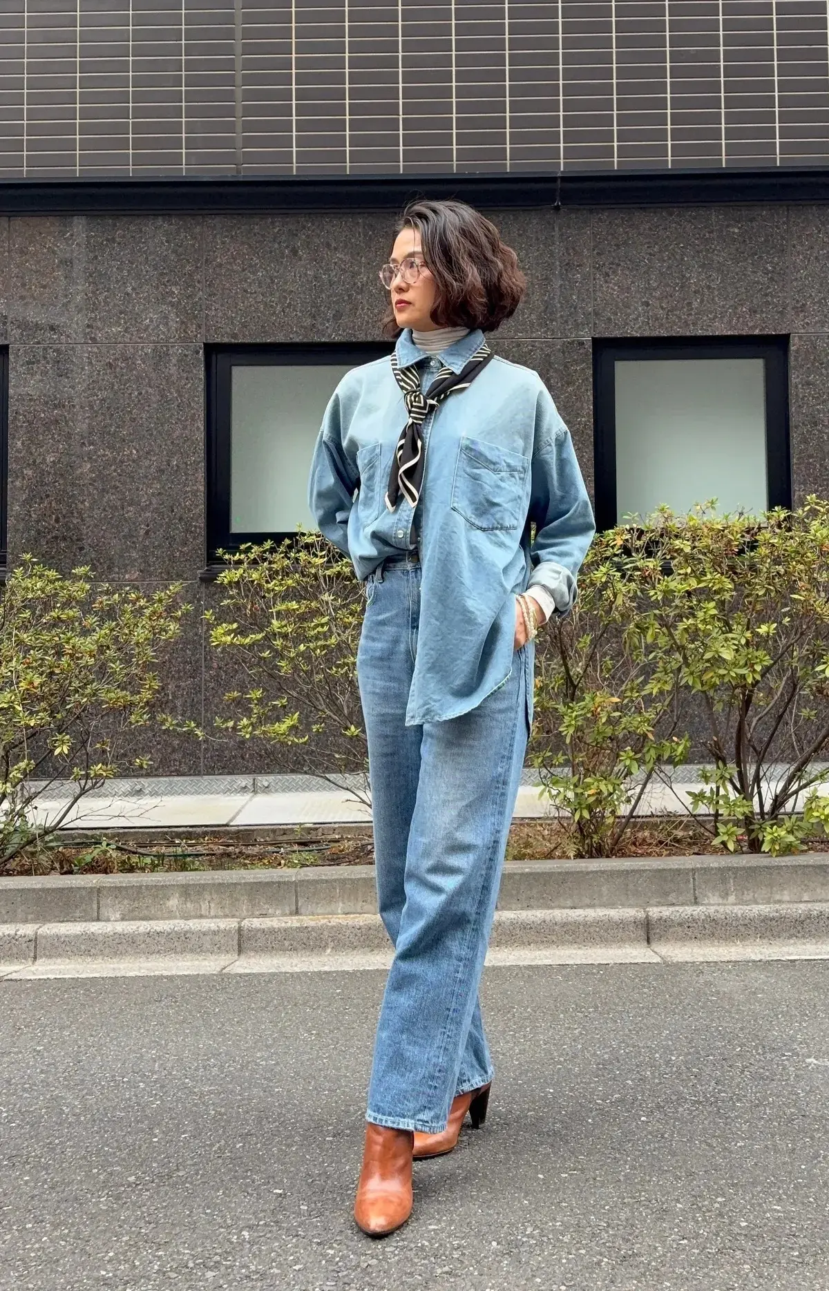 チームJマダムさっちゃん　柔らかい素材のダンガリーシャツ