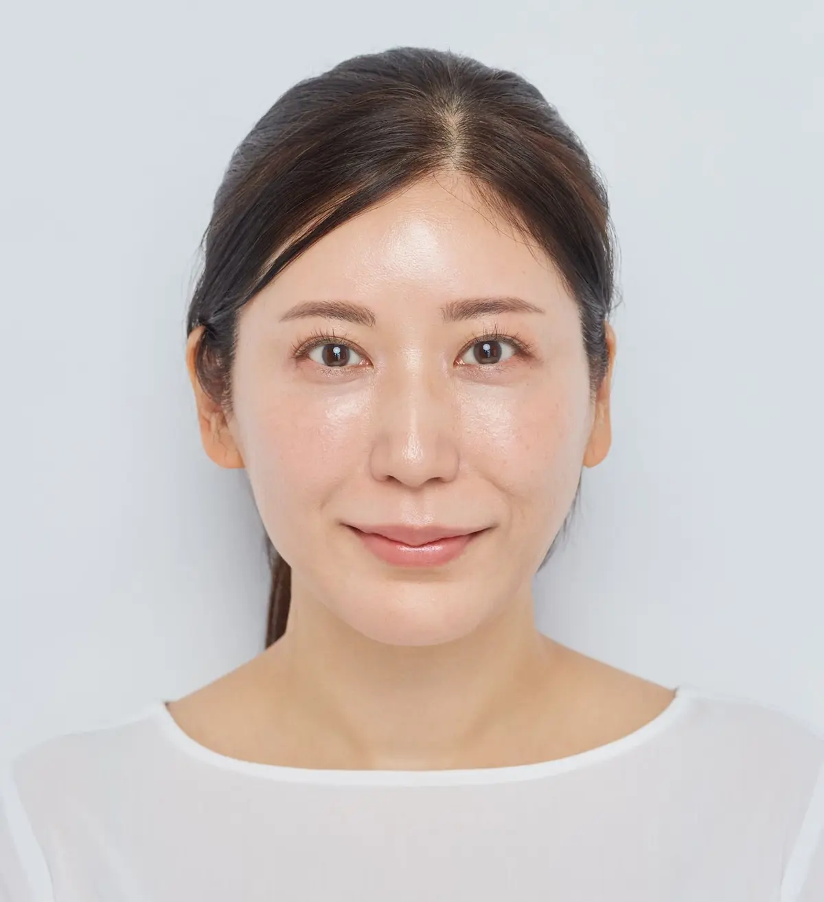 エクラ 華組・與儀加奈子さんのセルフメイク