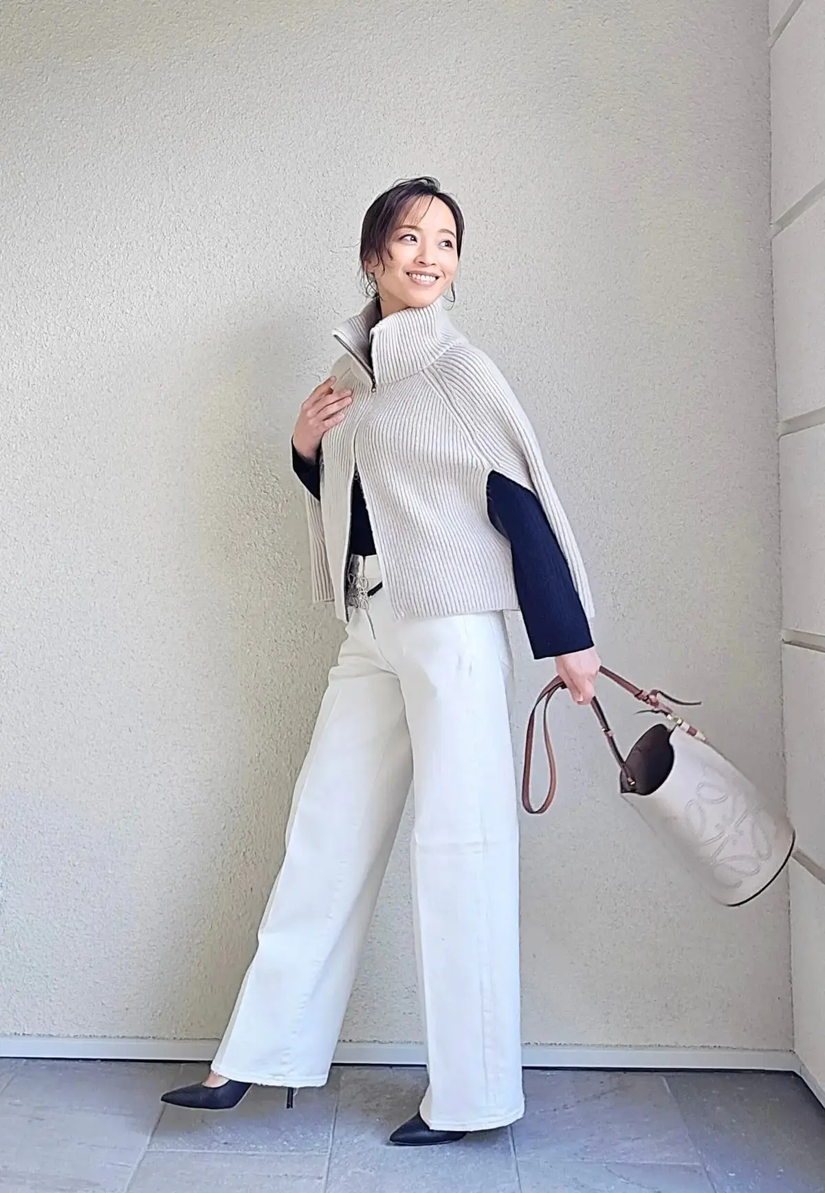 RED CARD TOKYO×éclat別注デニム  ニットポンチョ エクラ華組大岩三智子さん　