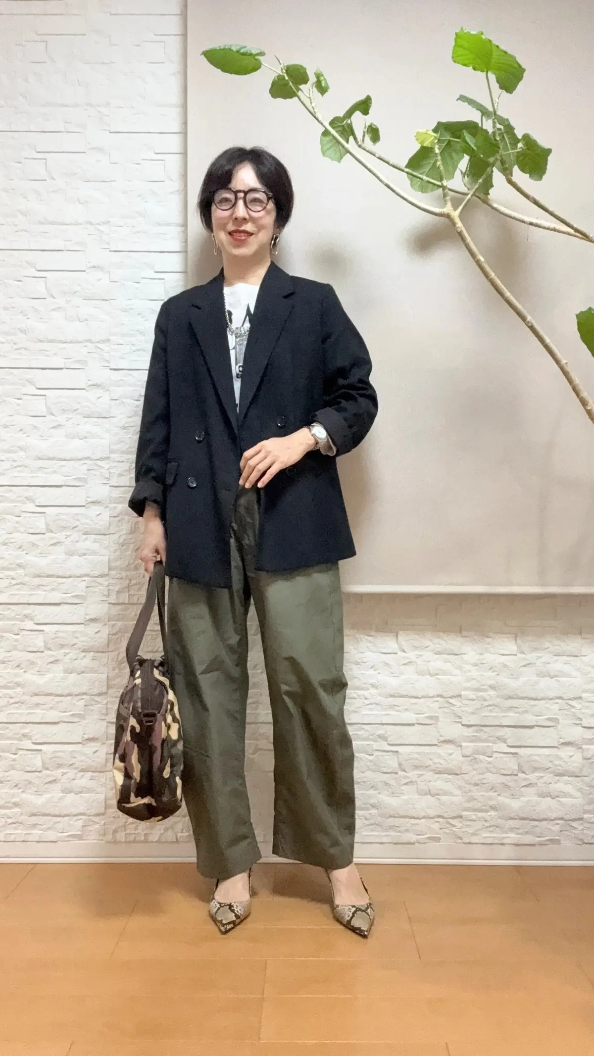 GUメンズカーゴパンツ　初夏コーデ