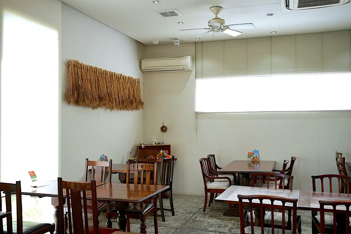 店内は静かで落ち着いた雰囲気