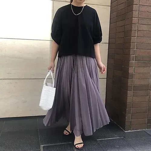 【50代 ファッション】気温25度に何をの画像_15