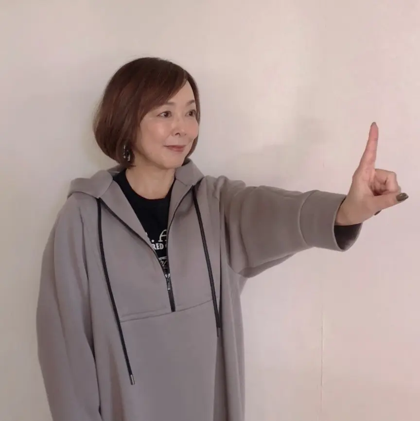 外眼筋の凝りをほぐし、常に「両目で見る」