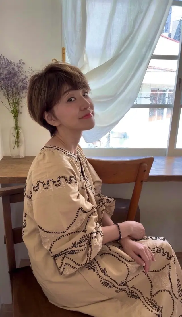 夏秋に活躍するヴィンテージ風のワンピースの画像_16