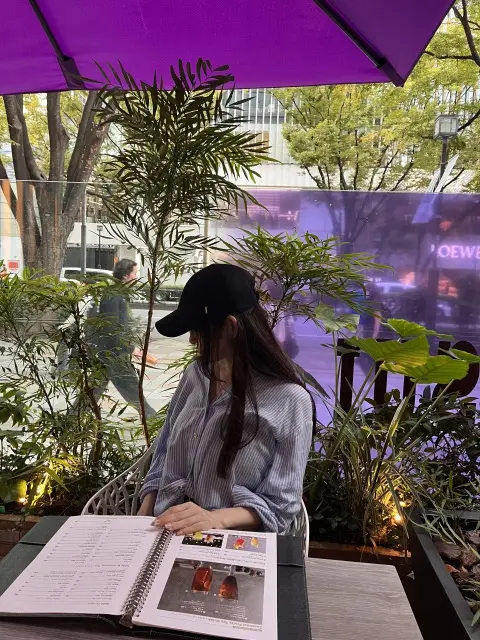 寒い季節にオススメのYSLのキャップ🍂の画像_7