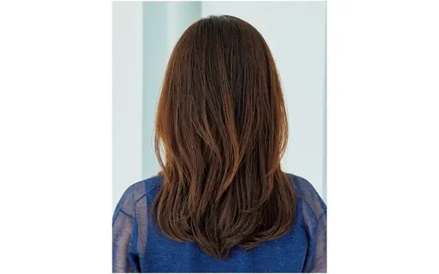 多毛&くせ毛は“くびれセミロング”で解決！【50代髪型・ヘアスタイル】