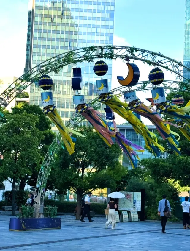 夏秋に活躍するヴィンテージ風のワンピースの画像_2