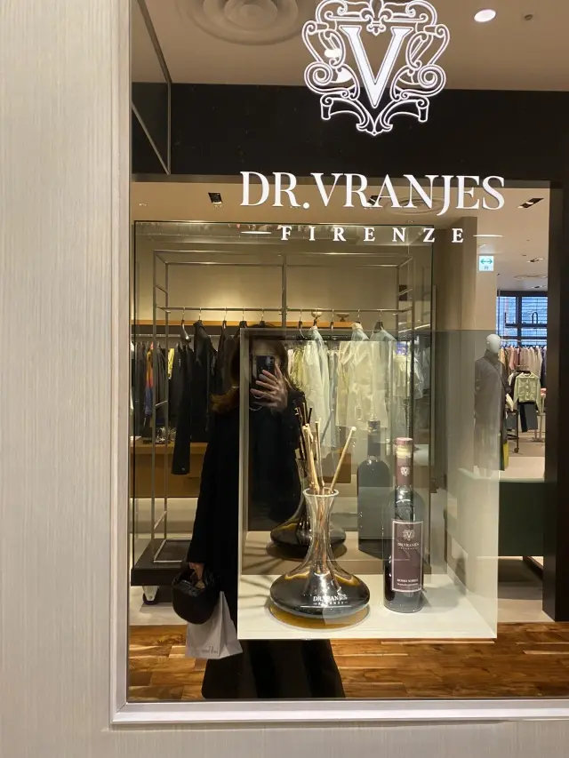 ドットールヴラニエスオオサカ