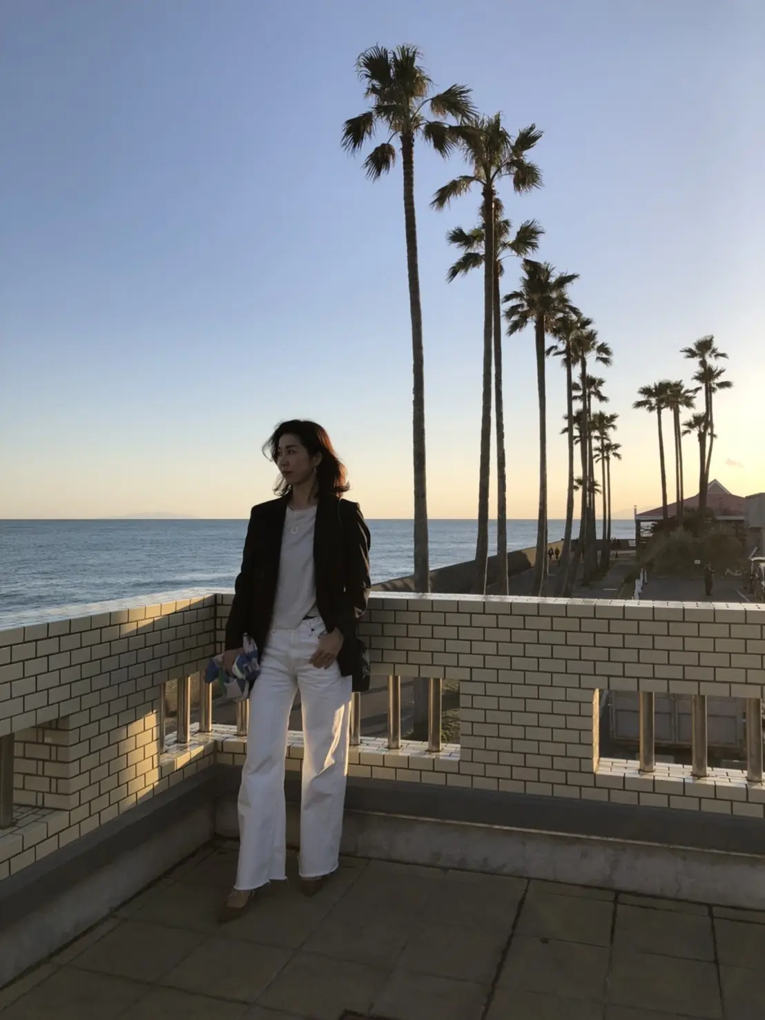 紺ジャケット✖️白ボトムで逗子までドライの画像_1