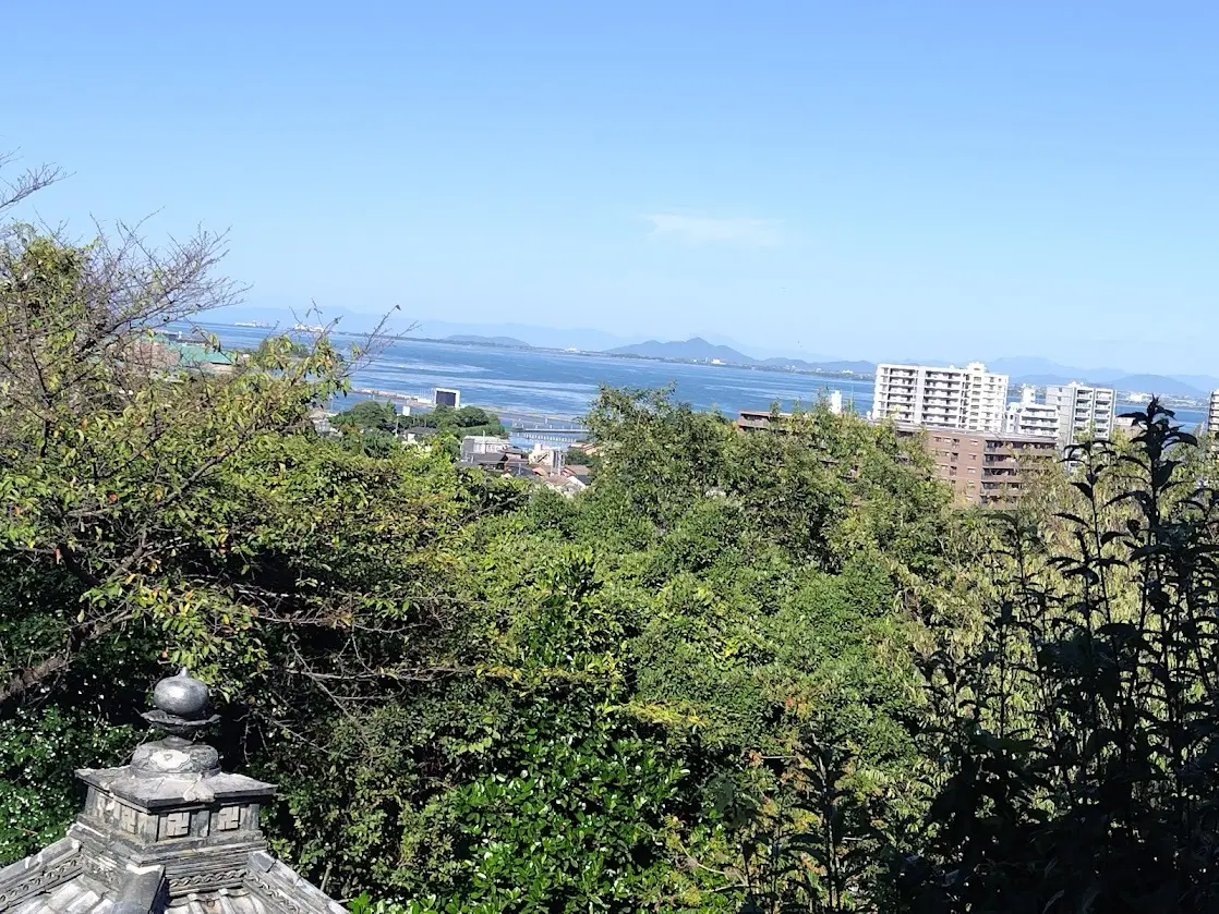 琵琶湖の見える風景　三井寺