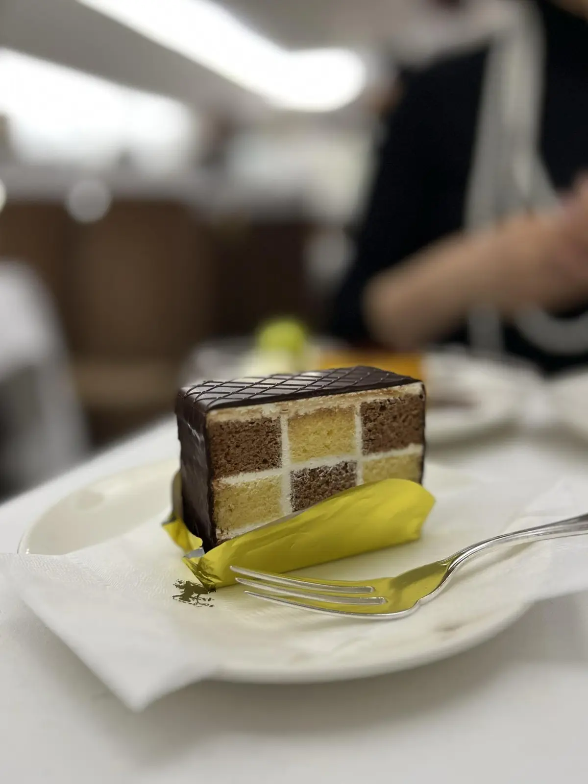 銀座ウエスト銀座本店