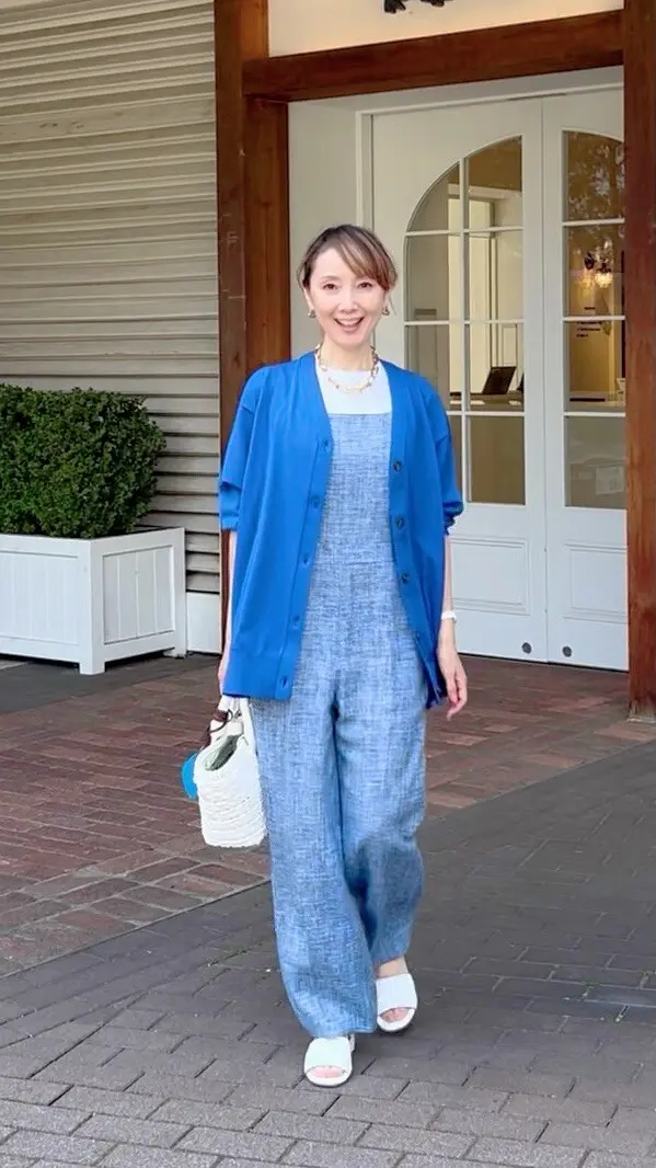 V開きで首元すっきり！E by eclaの画像_7