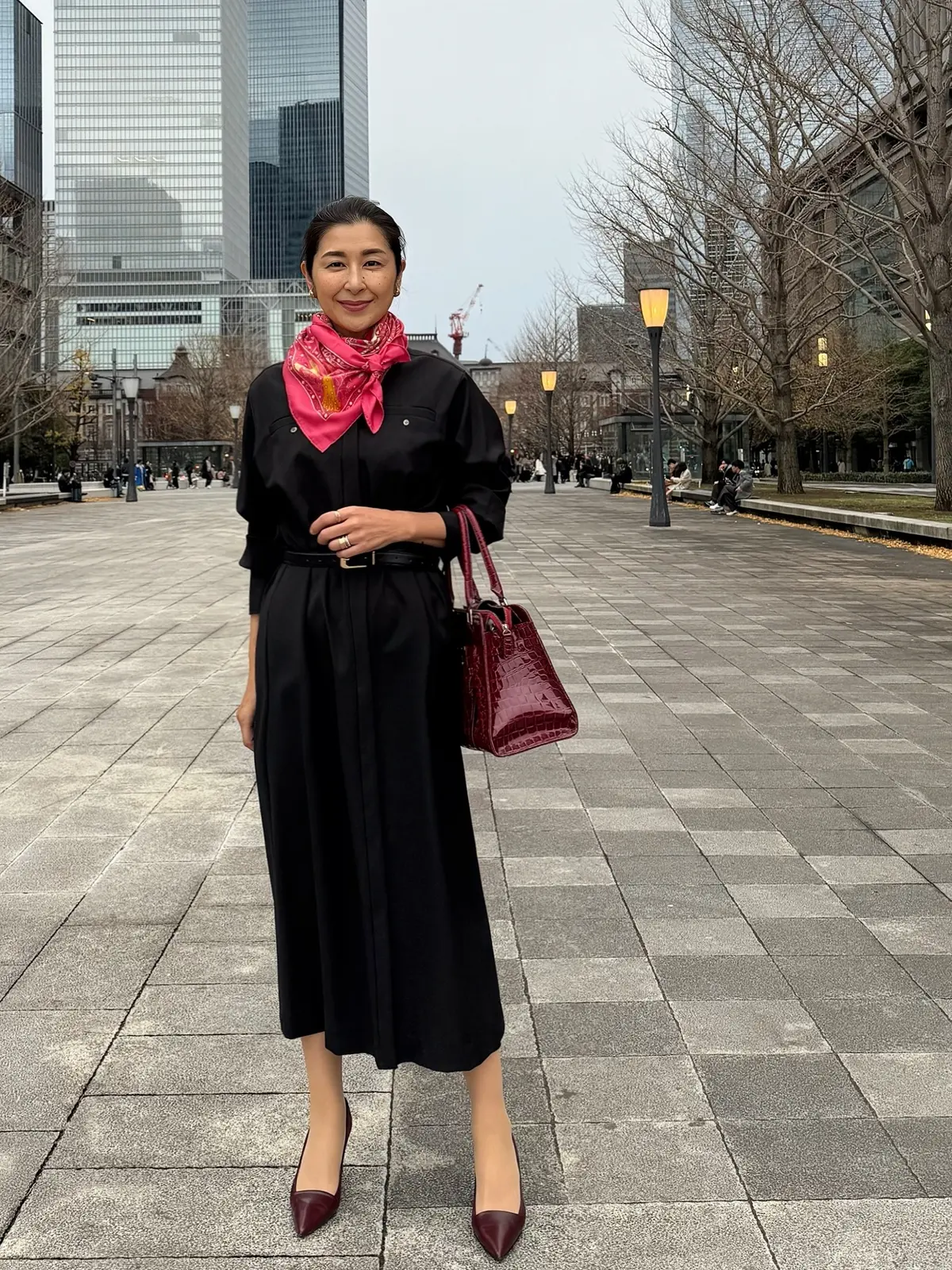 エクラ華組　松ヶ崎由紀子さん　スカーフを使ったコーデ　全身コーデ