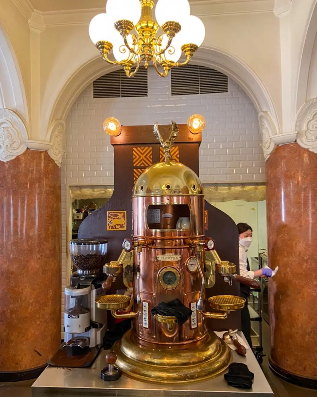 白デニムで異国情緒溢れるカフェへ♬の画像_3