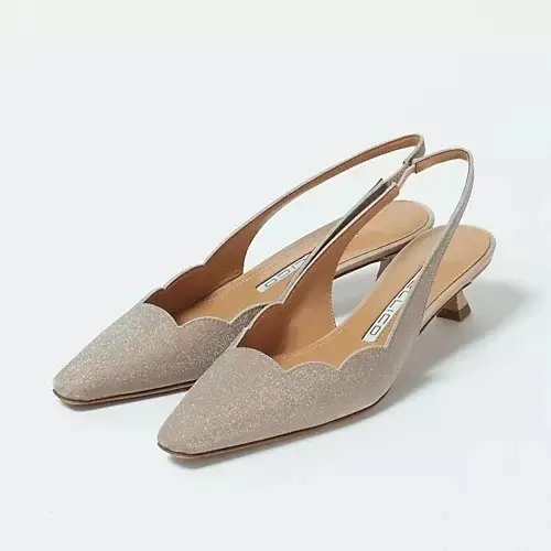 【50代 週末コーデ】旬のムード漂うシアの画像_5