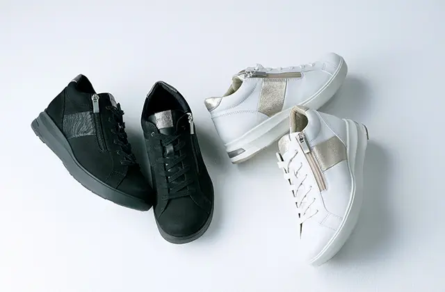 すっきりとしたハイカットデザインに シャイニーな輝きがさりげなく効いて