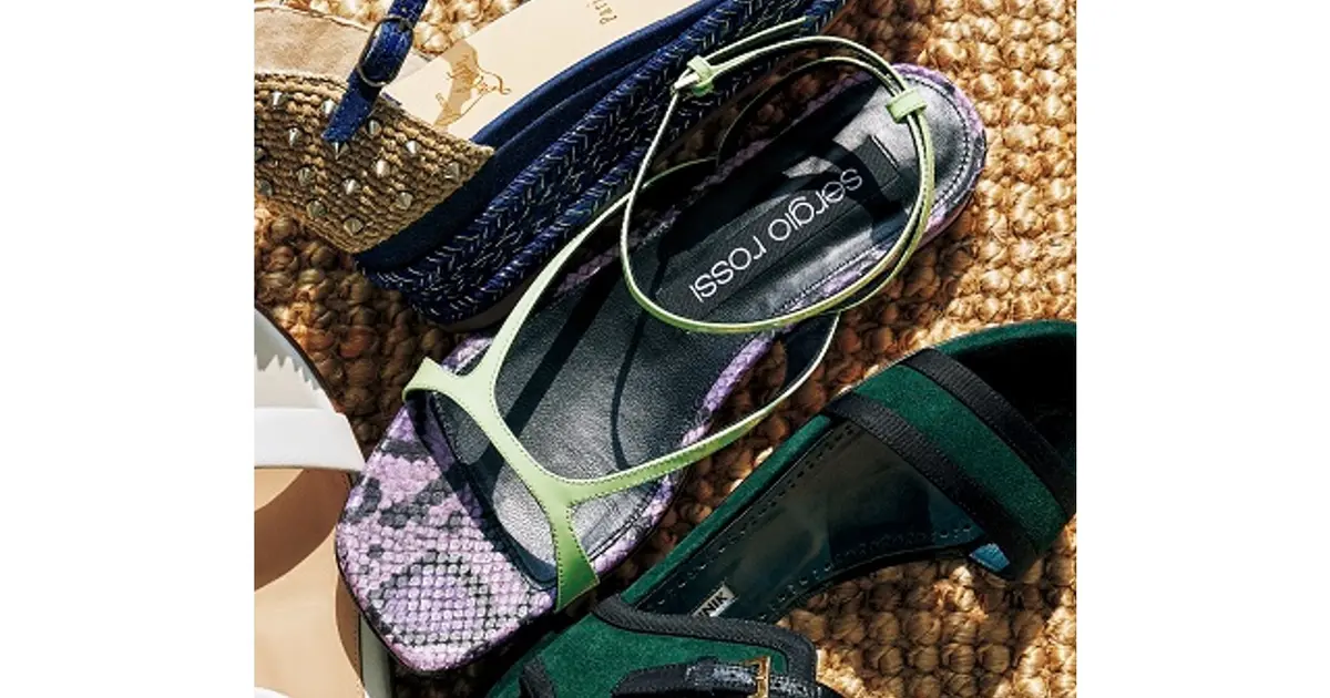 靴（1.5）￥115,500／エイチ ビューティ＆ユース（セルジオ ロッシ）