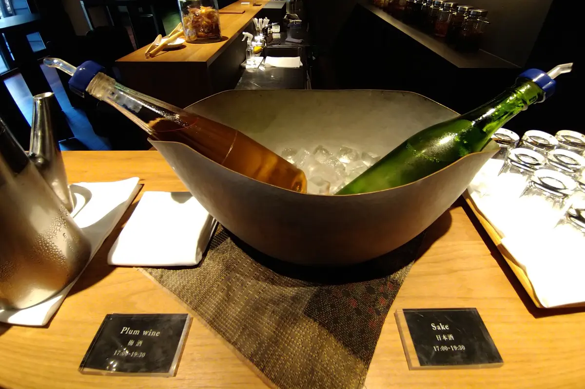 龍言のラウンジ