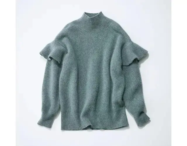 気になる二の腕をラッフルフリルがカバー