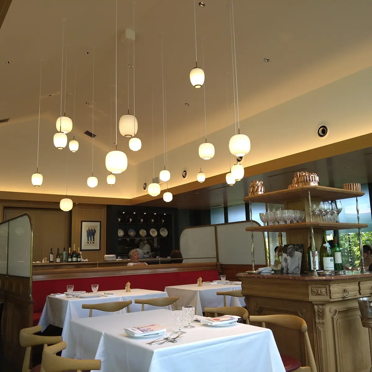 ブノワ京都の店内