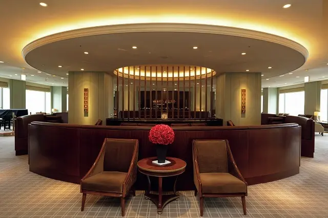 「インペリアルラウンジ アクア」のエントランス