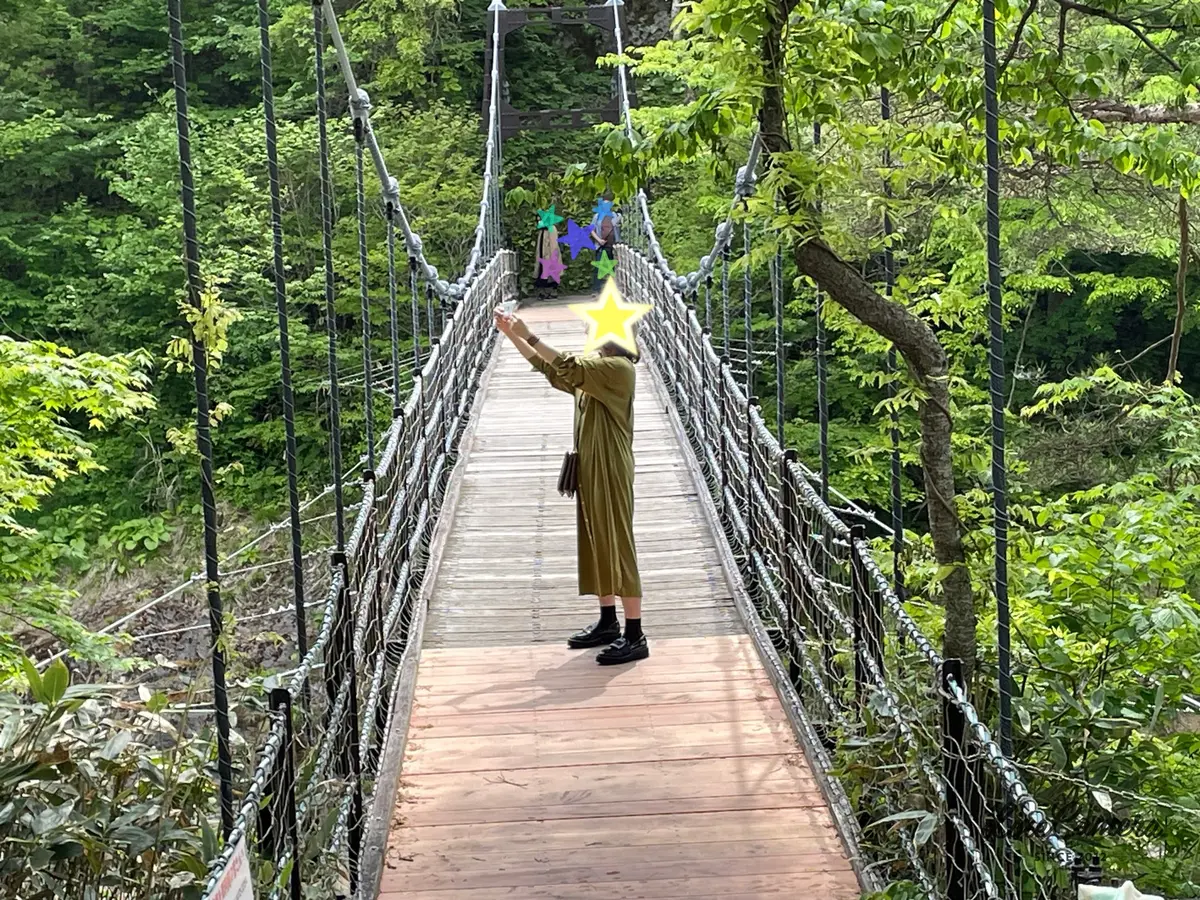新緑の渓谷で、お団子を食す🍡の画像_9