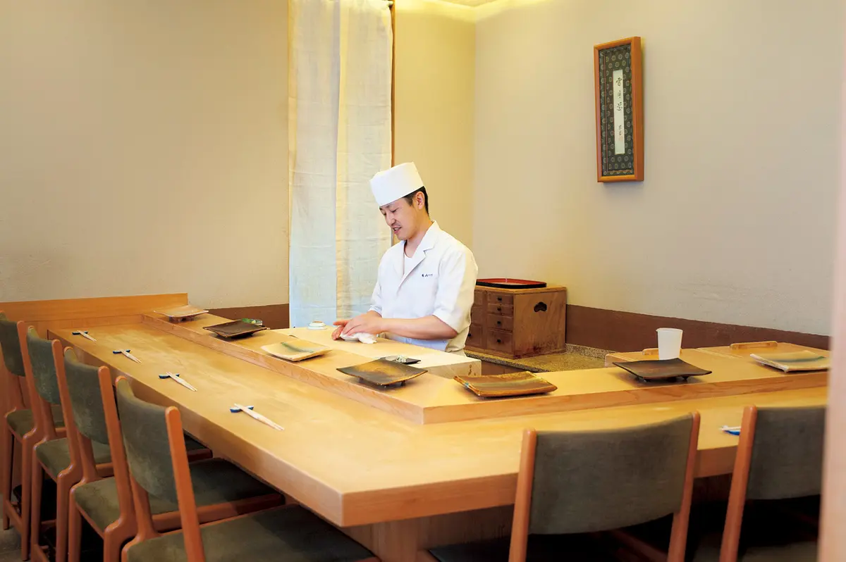 端正なお鮨に感動！ 円熟味を見せる名店のの画像_6