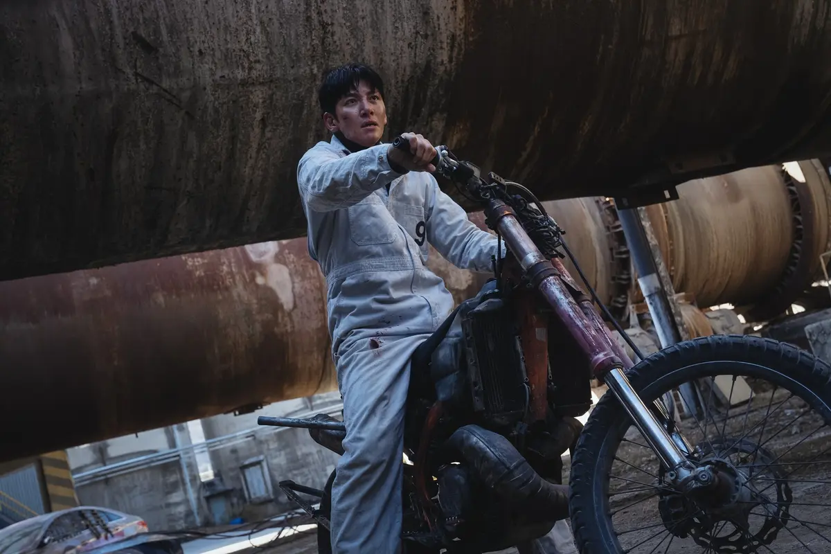 『捏造された都市』のチ・チャンウク