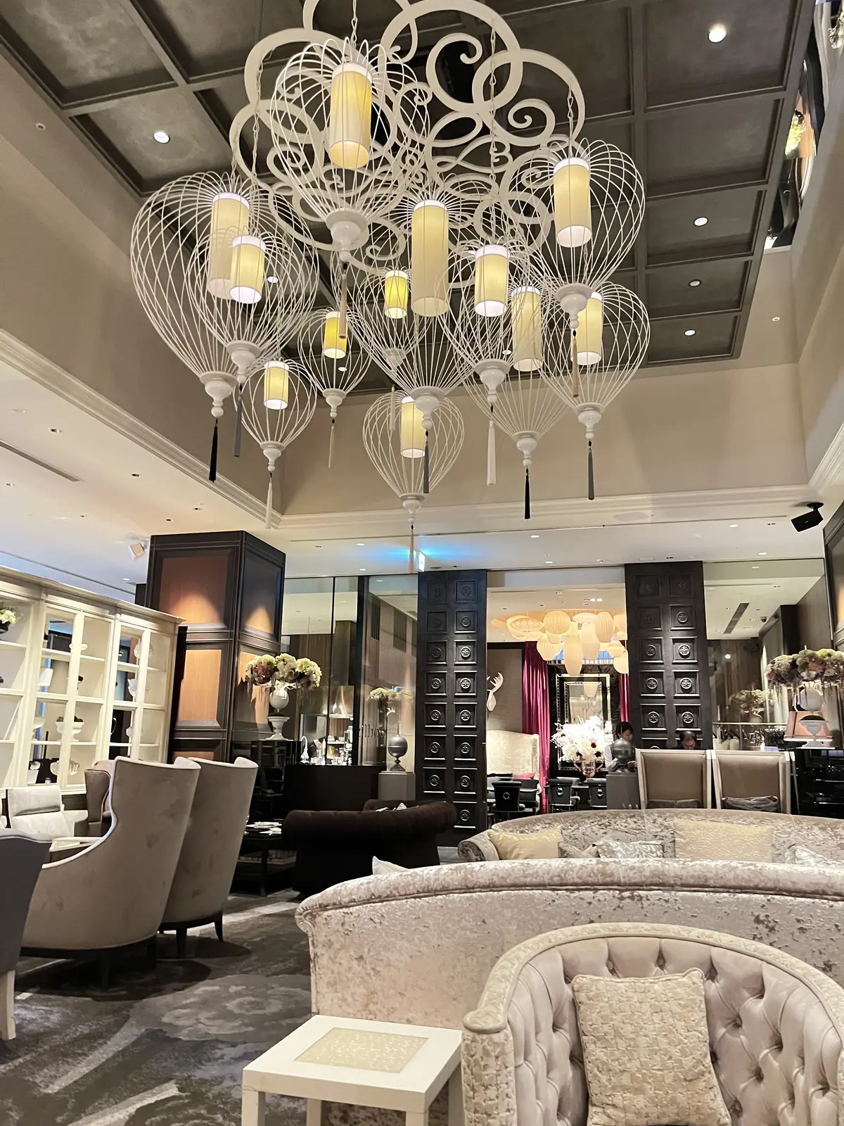 ニューヨークラウンジでアフタヌーンティーの画像_2