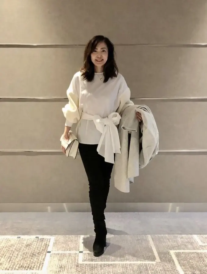 ボリュームスリーブブラウス