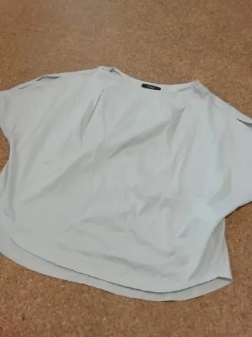 アーバンリサーチにて店員さんに勧められたTシャツ