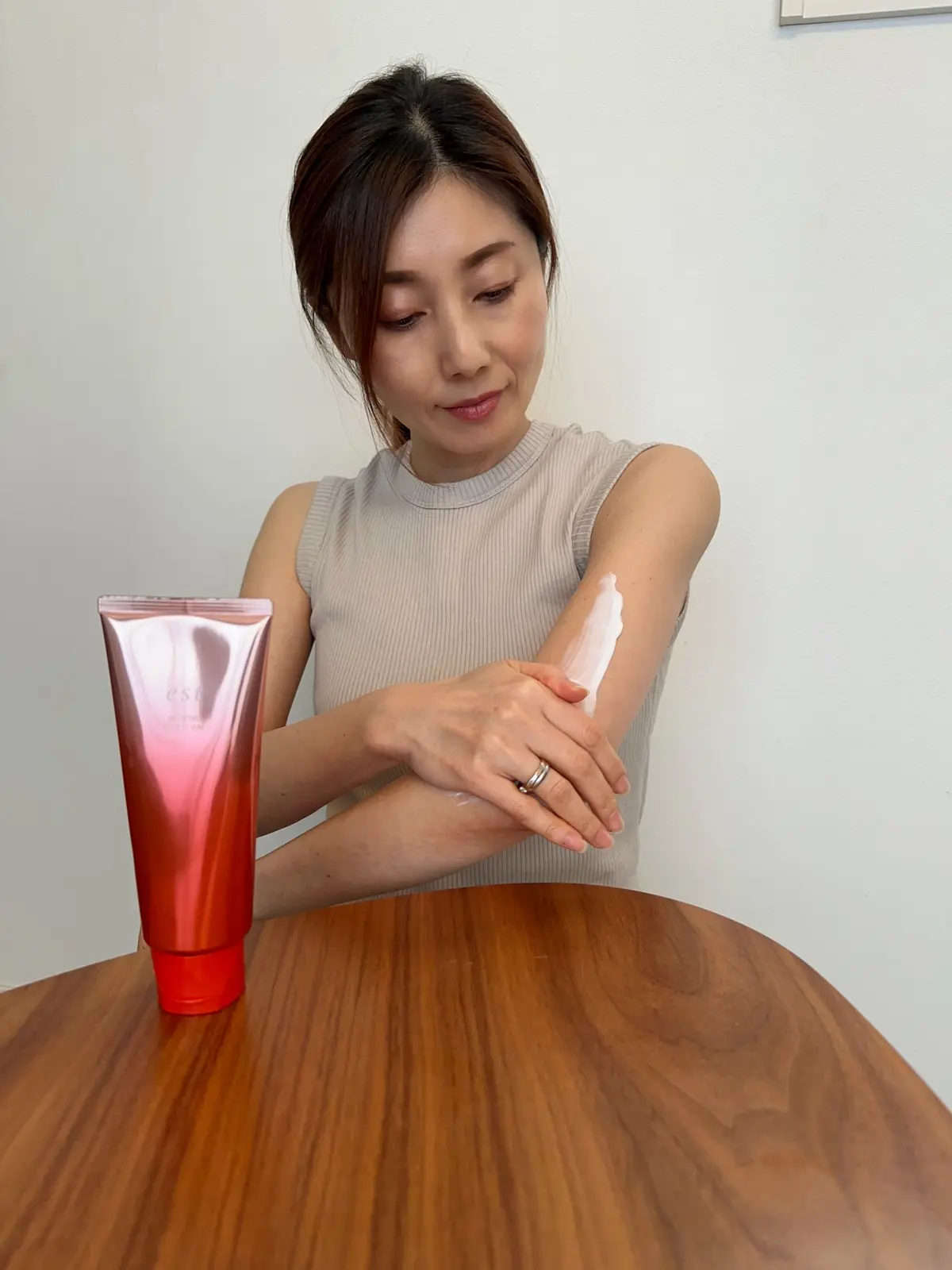 今から夏に向けて＂腕活＂頑張ります！の画像_3