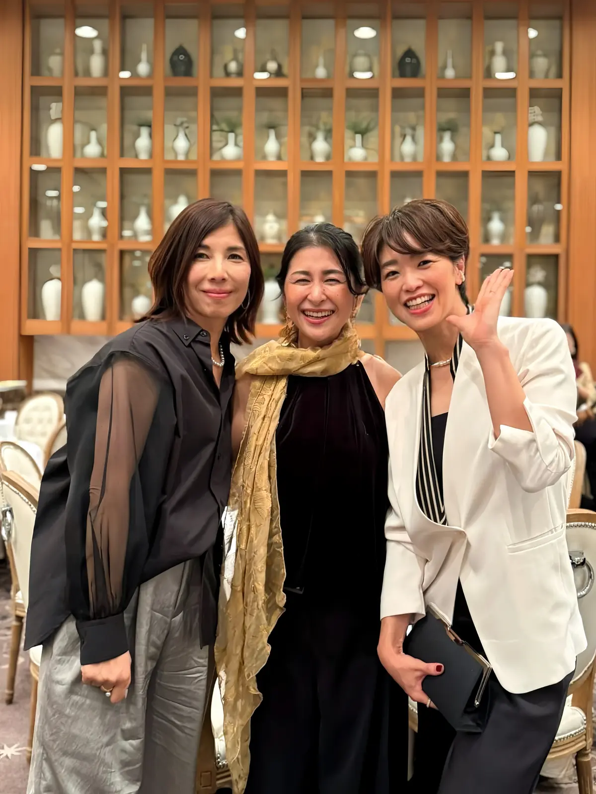 エクラ華組　Jマダム　50代パーティーコーデ　アラフィフパーティーコーデ　ソワレドエクラ