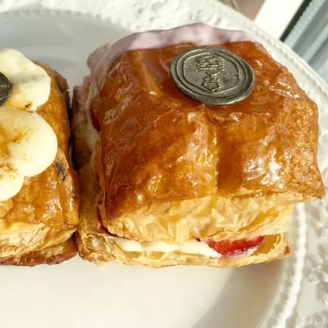 焼きパイとお菓子　onomatopée