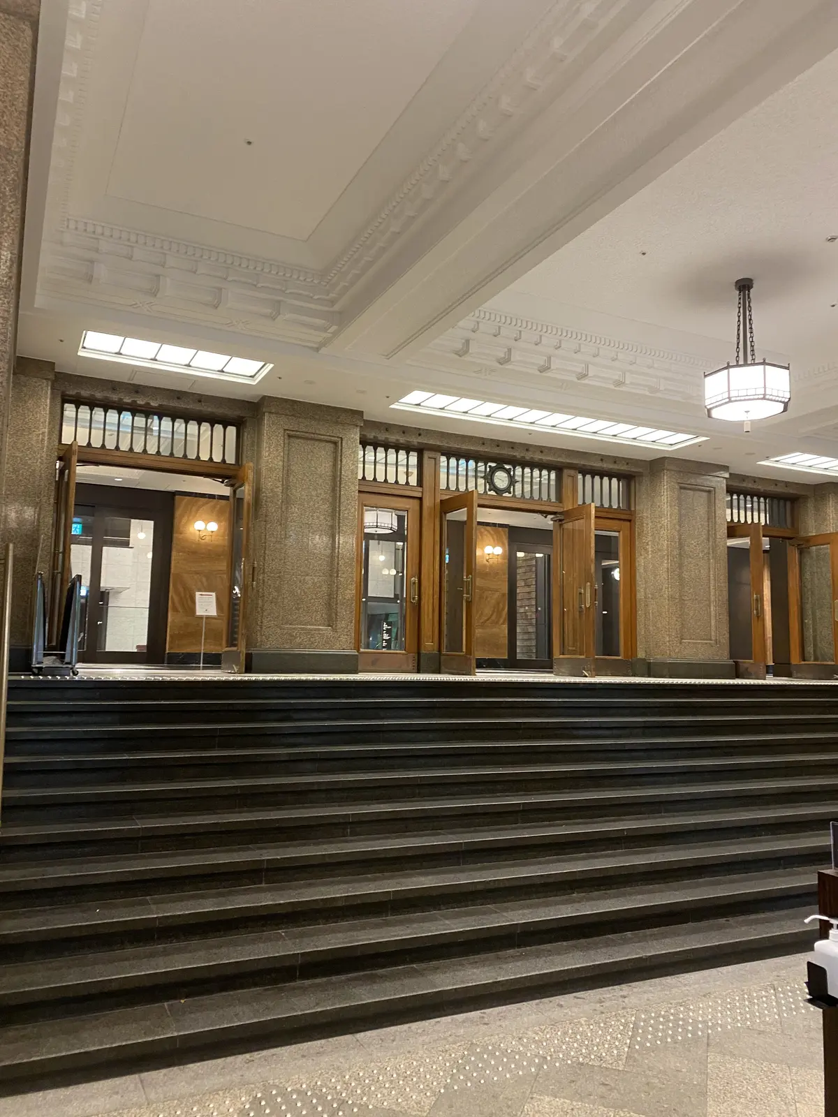 九段会館テラス