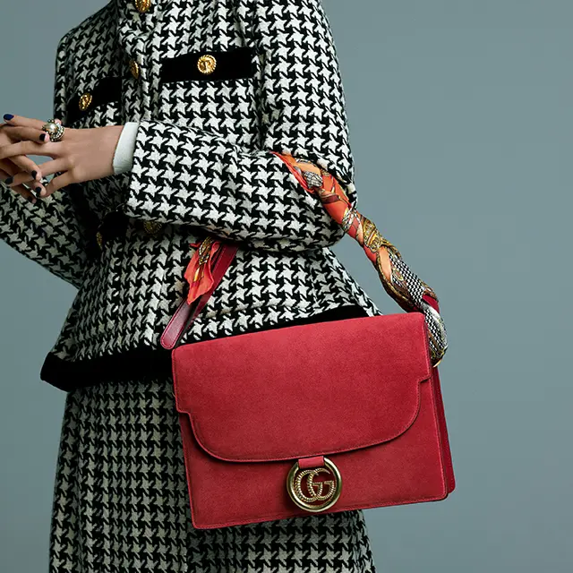 GUCCI スカーフつきスエードバッグ