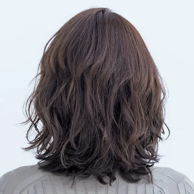 ミディアムヘア　バック