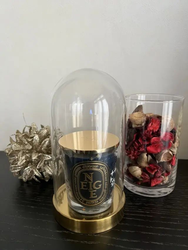 クリスマスの飾りつけ