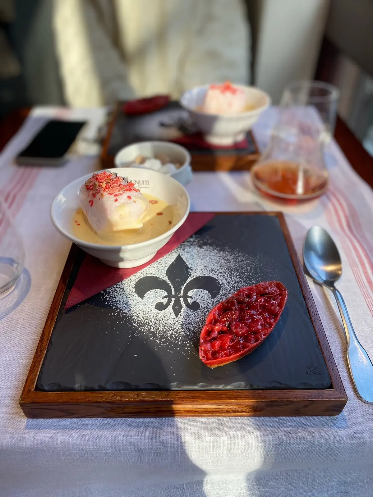 ハットコーデでミシュラン1つ星レストランの画像_4