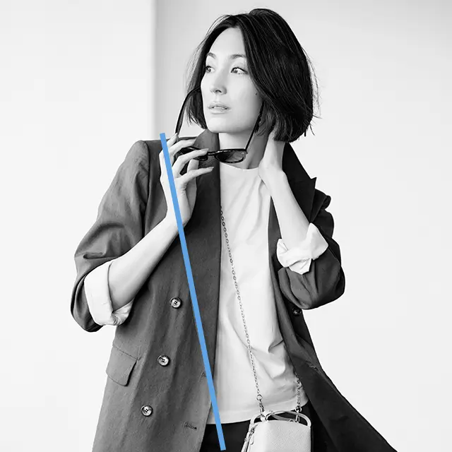 着やせルール　マイクロミニバッグを斜めがけで斜め線をつくる