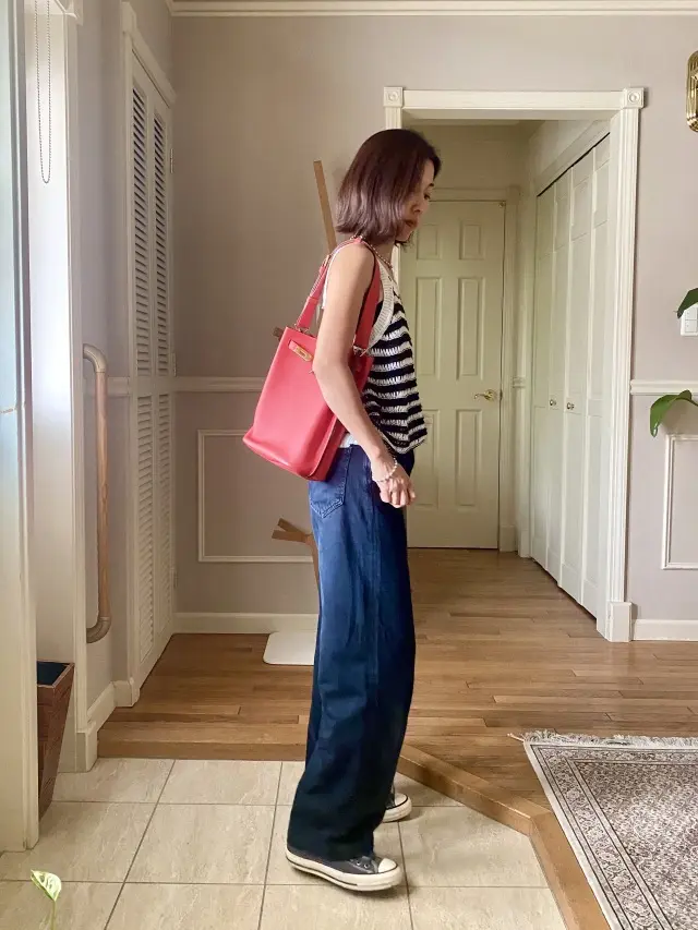 白✖️黒カジュアルコーデの画像_2