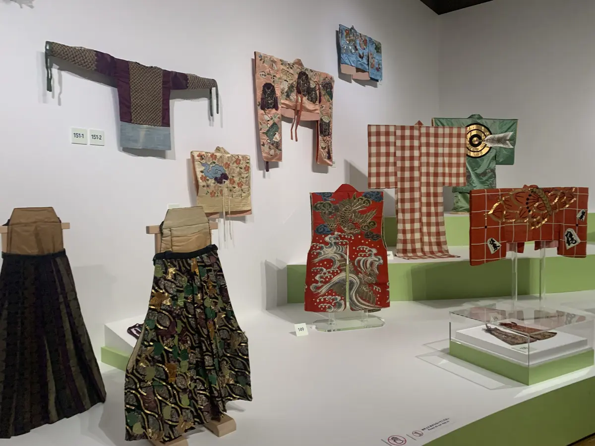 大奥で開催された歌舞伎の豪華衣装