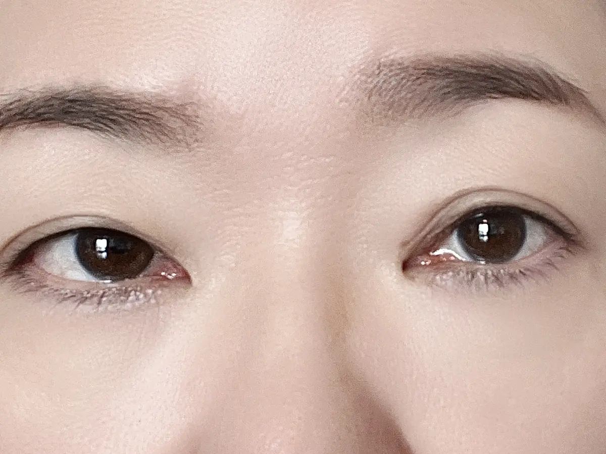 オサニャイの素の目　メイク前