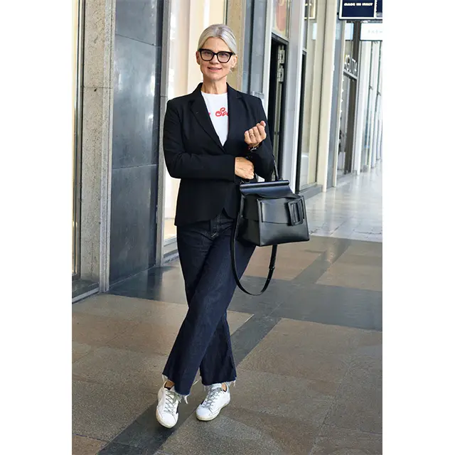 リプレイの切りっぱなしデニム