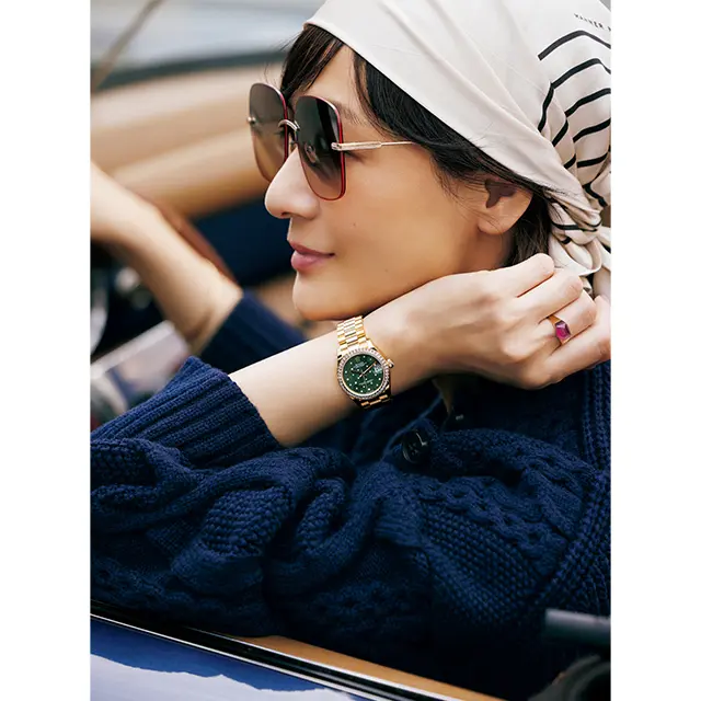 ダイヤルに咲き誇る24輪の花から  自由な楽園の風が吹いてくる