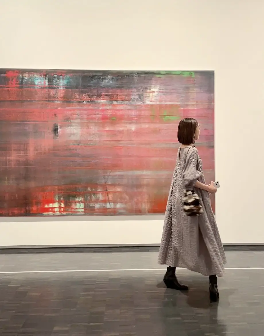 グレーワンピで駆け込みリヒター展。の画像_1