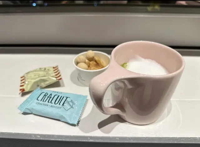 オンラインミーティングは、プチプラコーデの画像_8