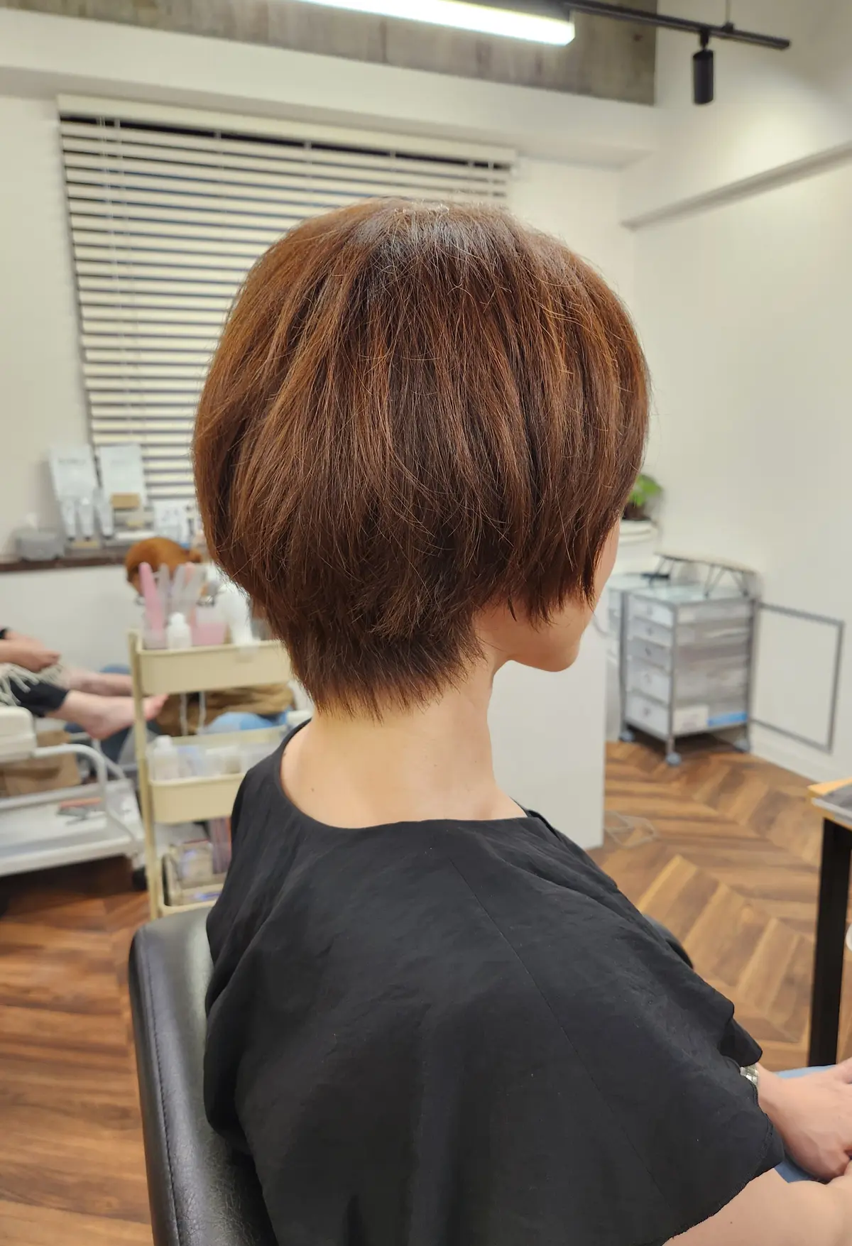 夏のスッキリショートヘアーの画像_1